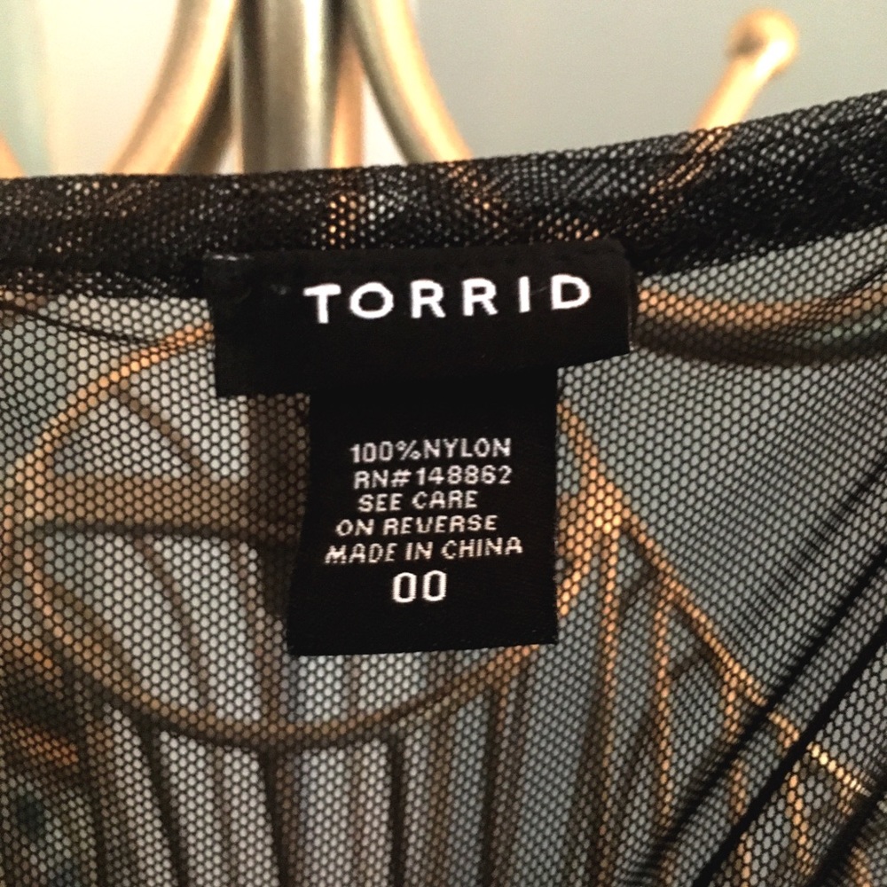 Mesh embroidered top! - Picture 2 of 2